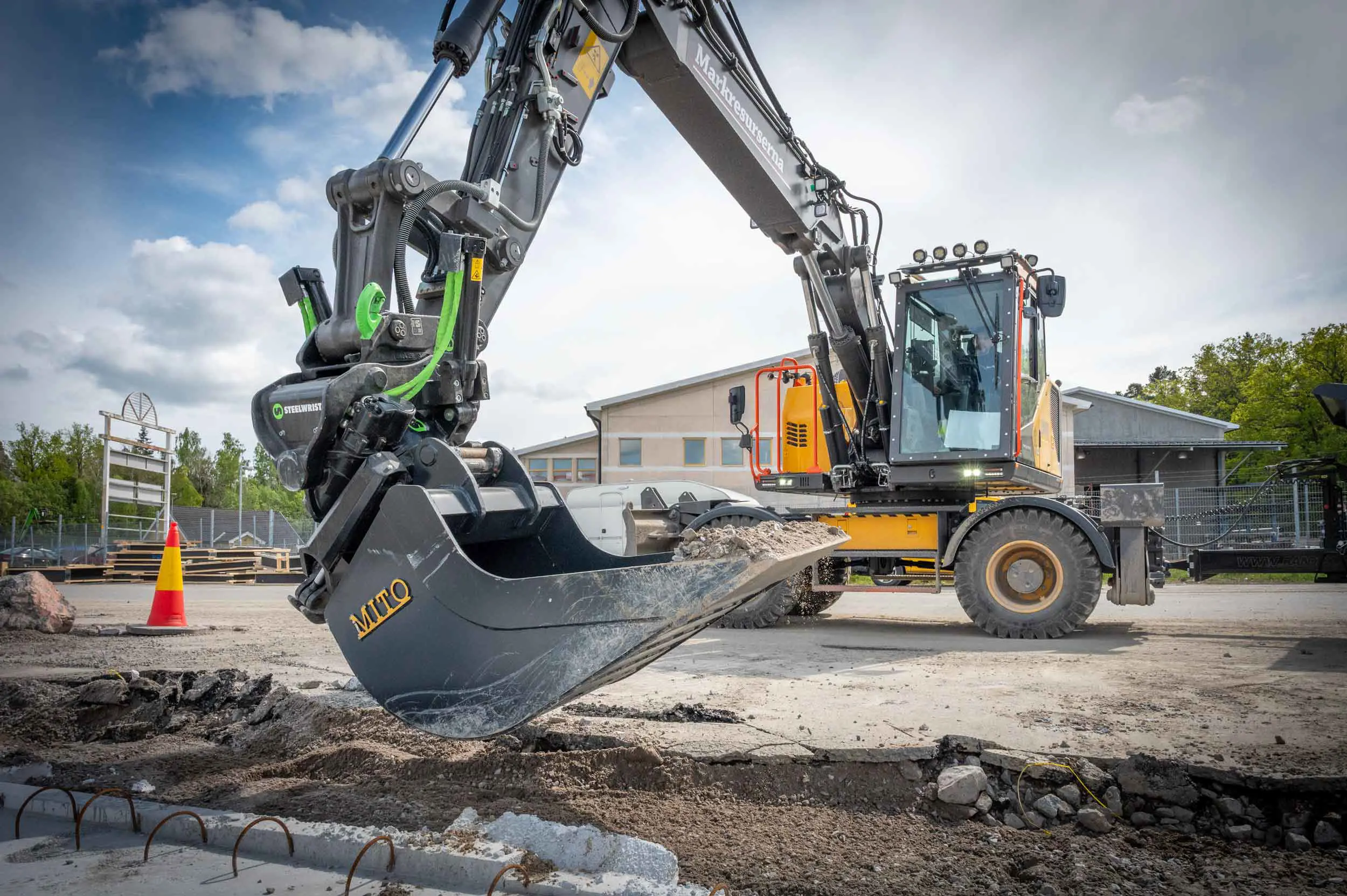 Entrack Mito Va Skopa Volvo Ewr 170 Hjulgravare Gravmaskin DSC 4169 Webb